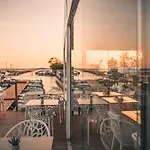 Marina Martinshafen - Lotsenhaus Ośrodek wypoczynkowy